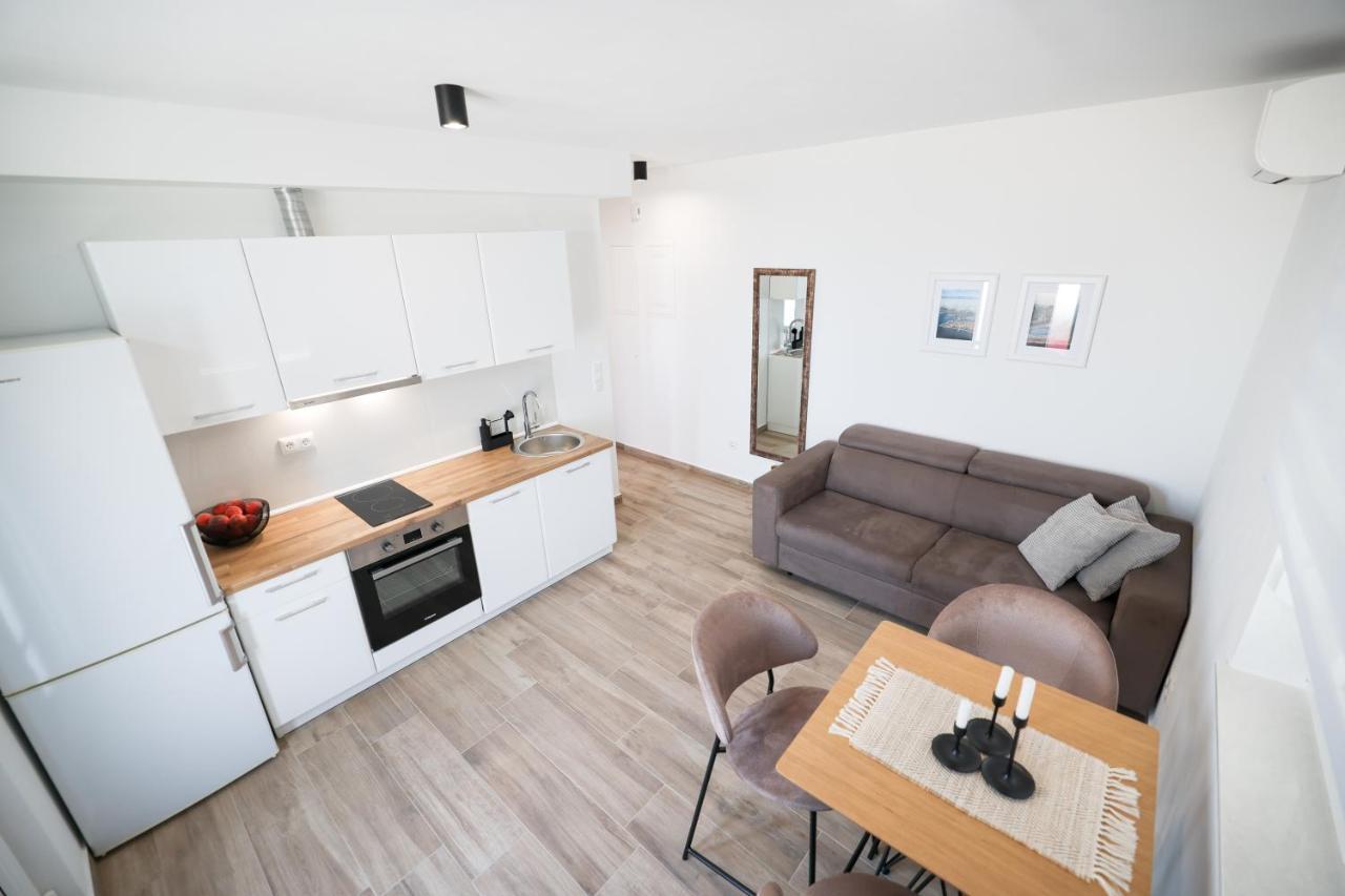 Duo Soles - Apartments With Private Parking Near Zadar Murvica  외부 사진