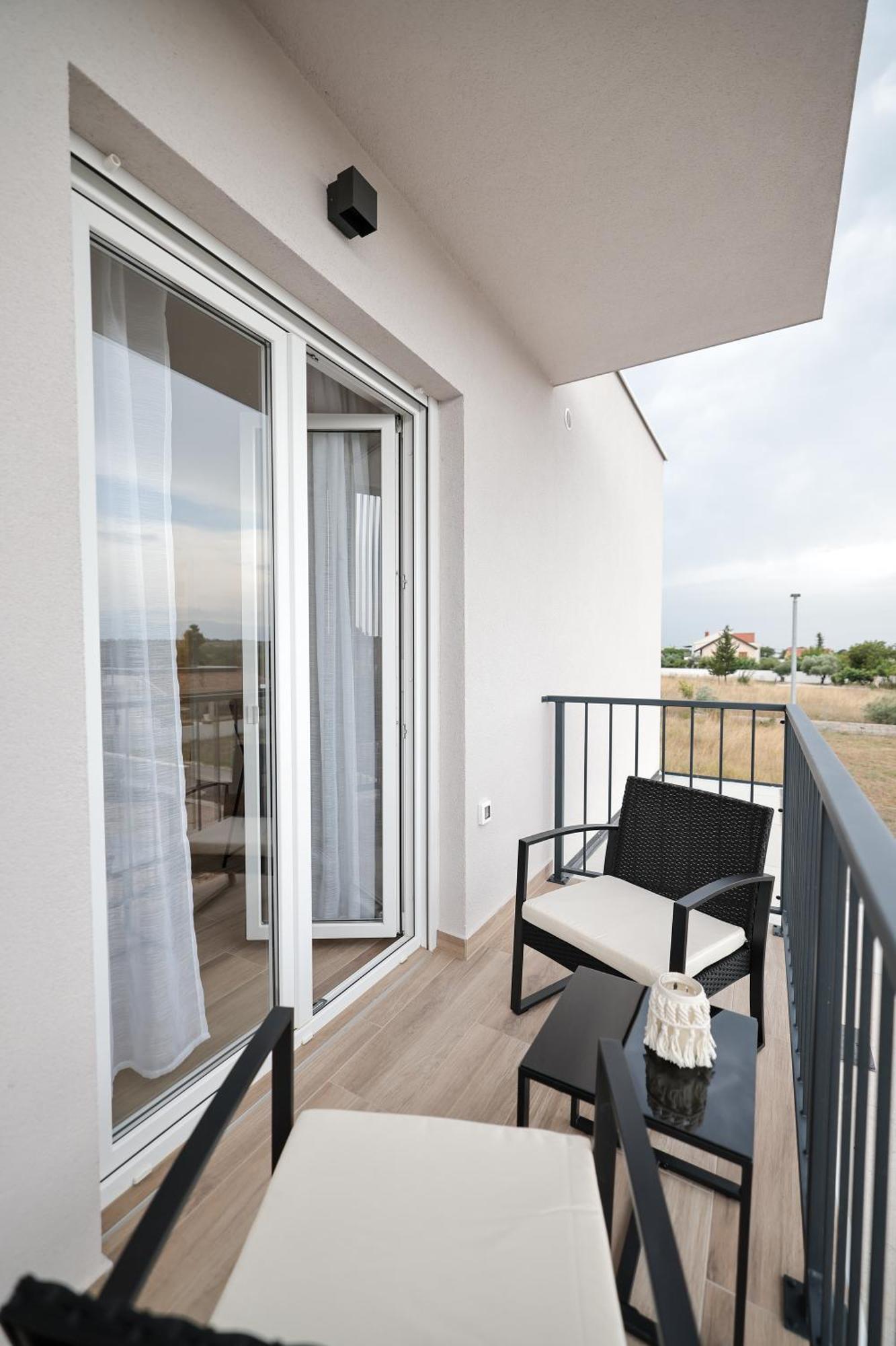 Duo Soles - Apartments With Private Parking Near Zadar Murvica  외부 사진